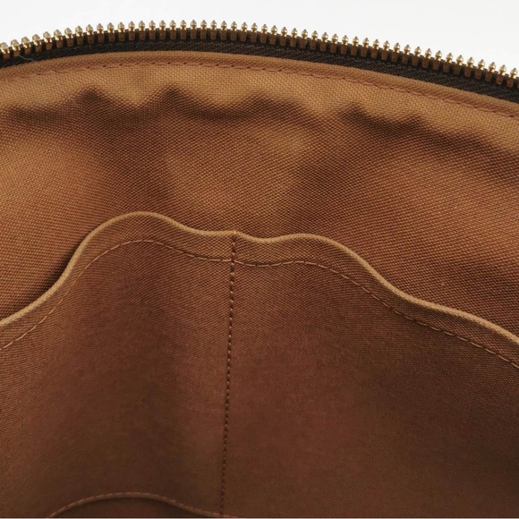 Louis Vuitton bag - Picture 9 of 11